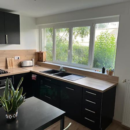 Cretaux T3 Et Parking Prive. Apartman Nantes Kültér fotó